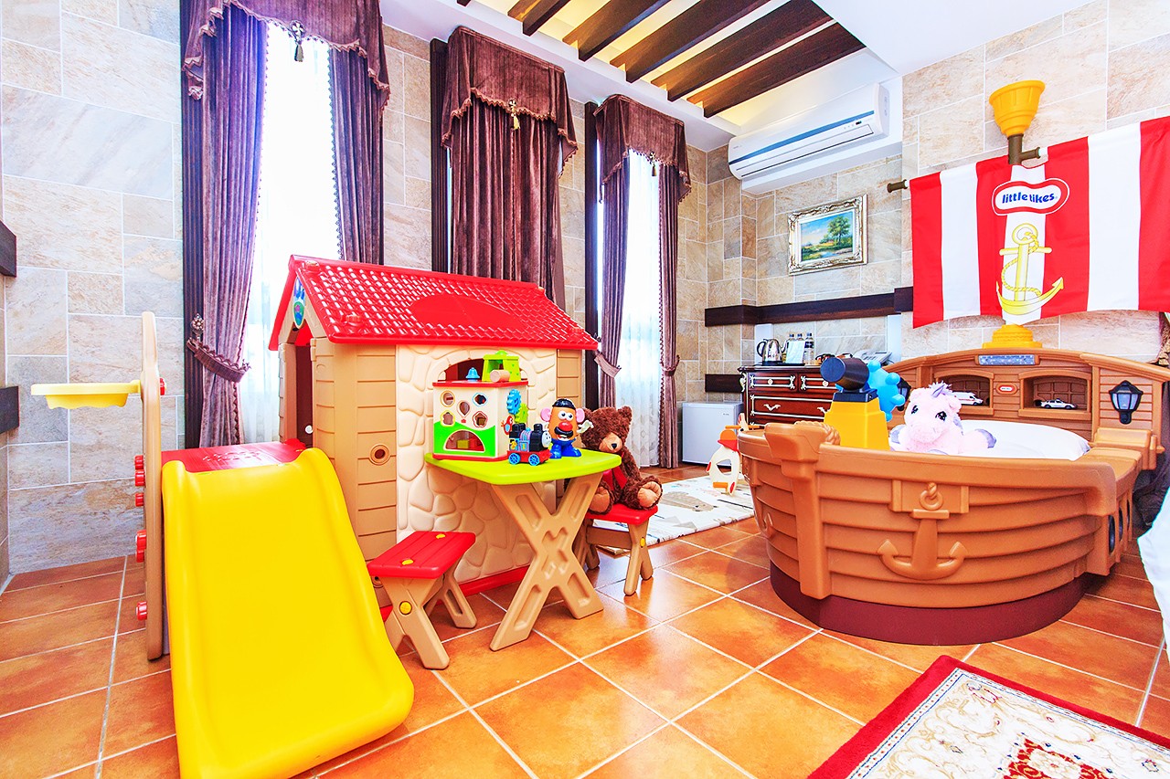 卡布雷莊園 皇家親子三人房