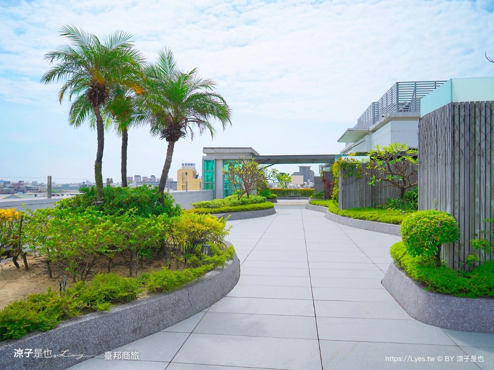 臺邦商旅 安平住宿推薦 房型 早餐 高CP值 台南親子住宿 空中花園 健身房 Gogoro