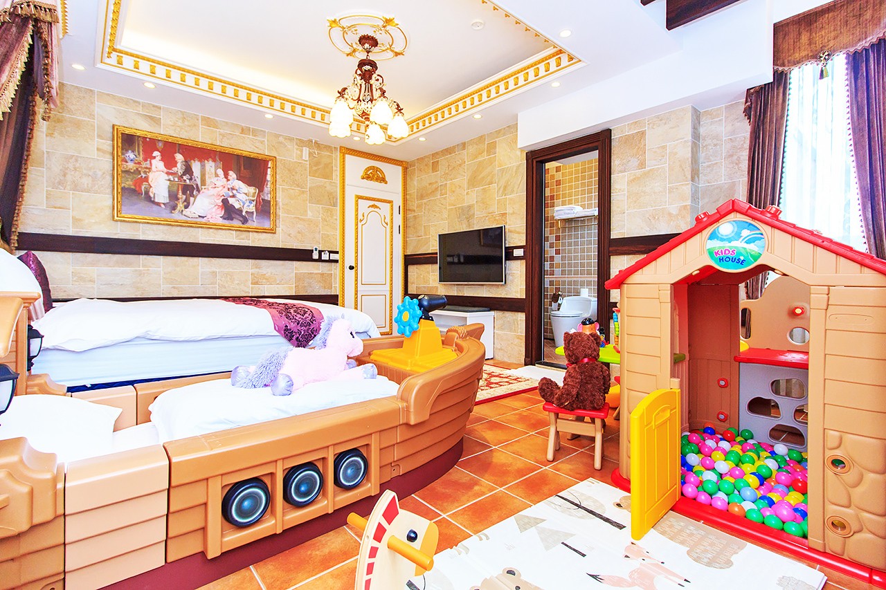 卡布雷莊園 皇家親子三人房