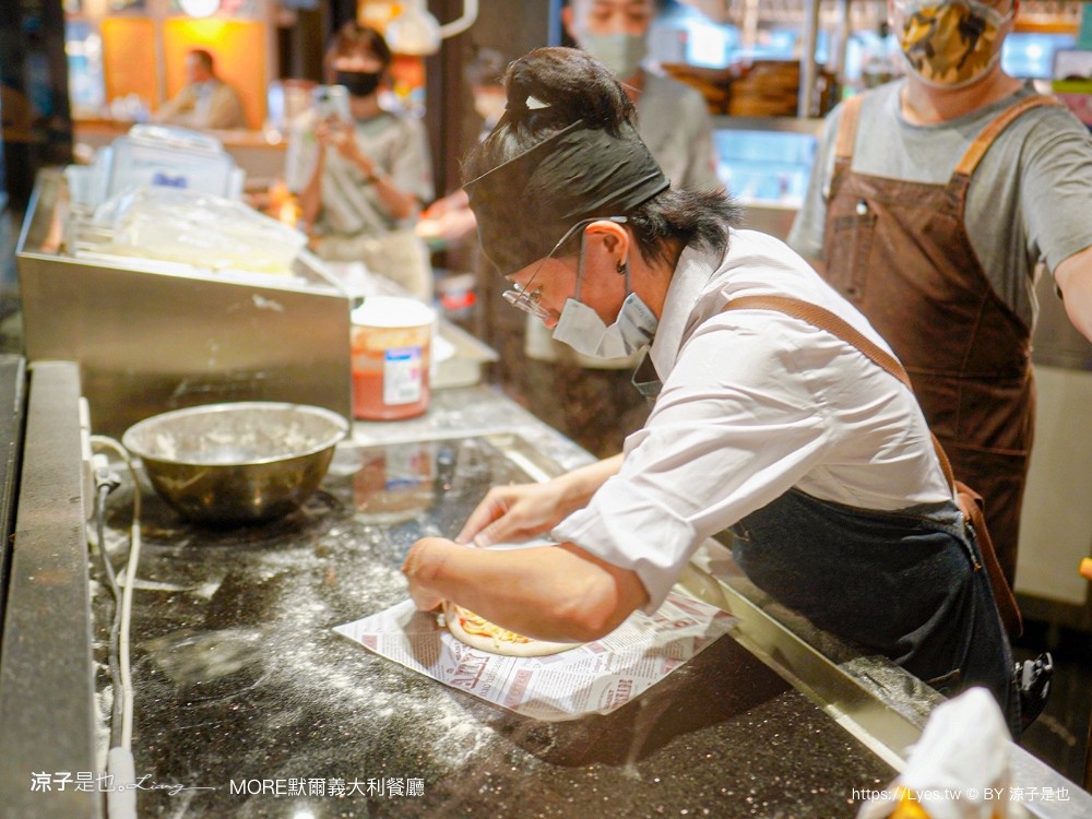 默爾義大利餐廳 菜單 台中西屯美食 jmall 美食餐廳 寶貝pizza小小主廚 台中親子餐廳 窯烤披薩 親子diy體驗 more