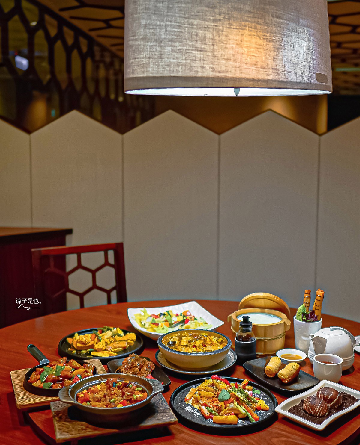 漢來蔬食 菜單 台中廣三SOGO 素食港式飲茶 美食餐廳 主廚推薦必點 木桶豆花 點心