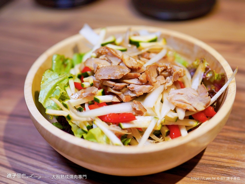 大股熟成燒肉專門 菜單 台中燒肉美食 大股熟成燒肉中科店 厚切牛舌 和牛 推薦必吃 清酒自動販賣機 專人代烤