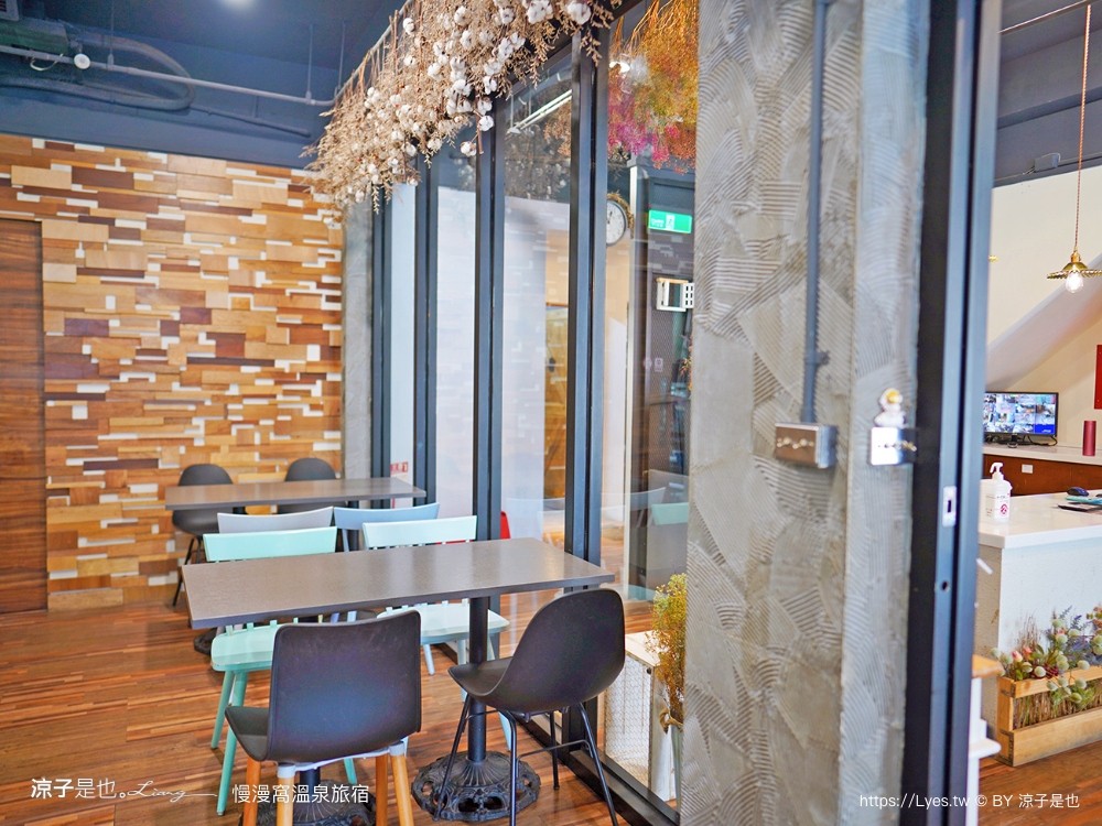 慢漫窩溫泉旅宿 宜蘭礁溪親子飯店 溜滑梯房型 獨立泡湯池 露天溫泉 CP值