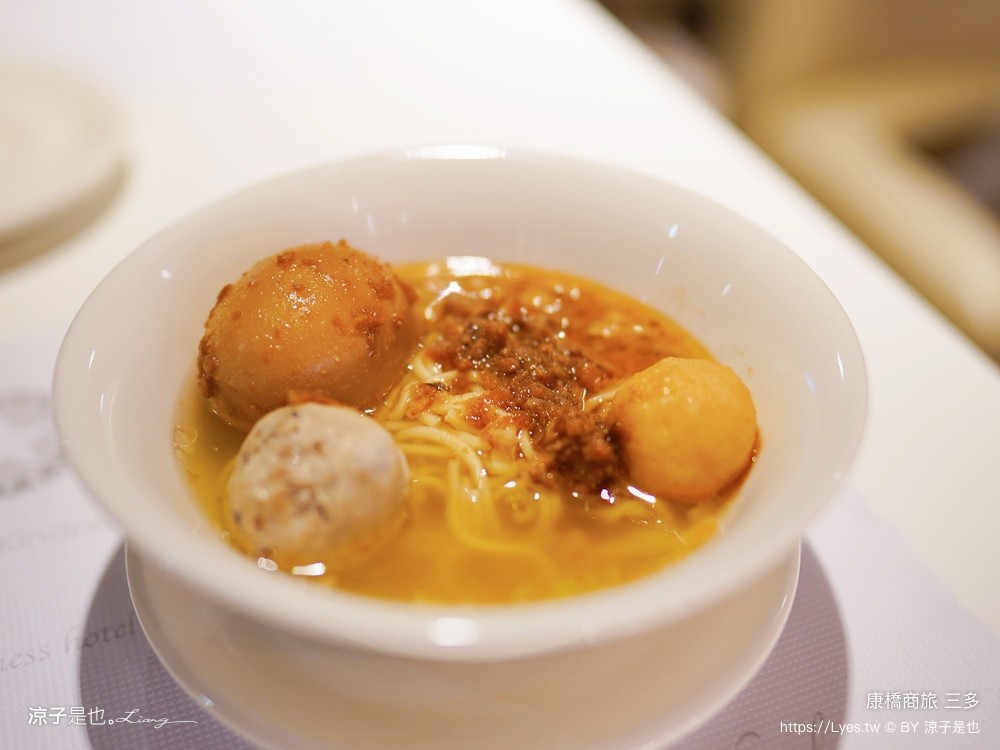 康橋大飯店 高雄住宿 康橋商旅三多分館 早餐 宵夜 吃到飽 康橋商旅據點 介紹