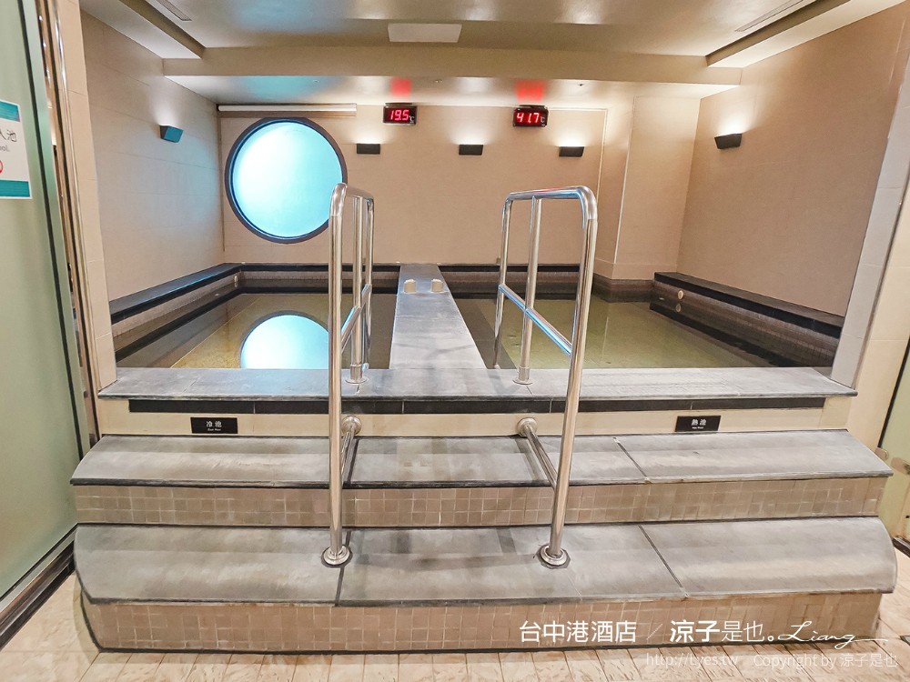 台中港酒店 台中親子飯店 梧棲住宿 海洋親子房、兒童遊戲室 汽車跑道 早餐自助吧吃到飽