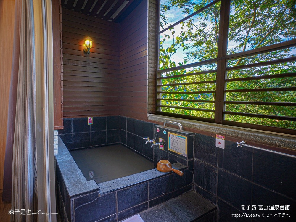 關子嶺富野溫泉會館 台南溫泉飯店 泥漿溫泉 台南親子住宿 泳池戲水區 房價優惠 房型 早餐 和式 開幕 關子嶺泡湯 大眾泡湯池 游泳池 親子家庭房