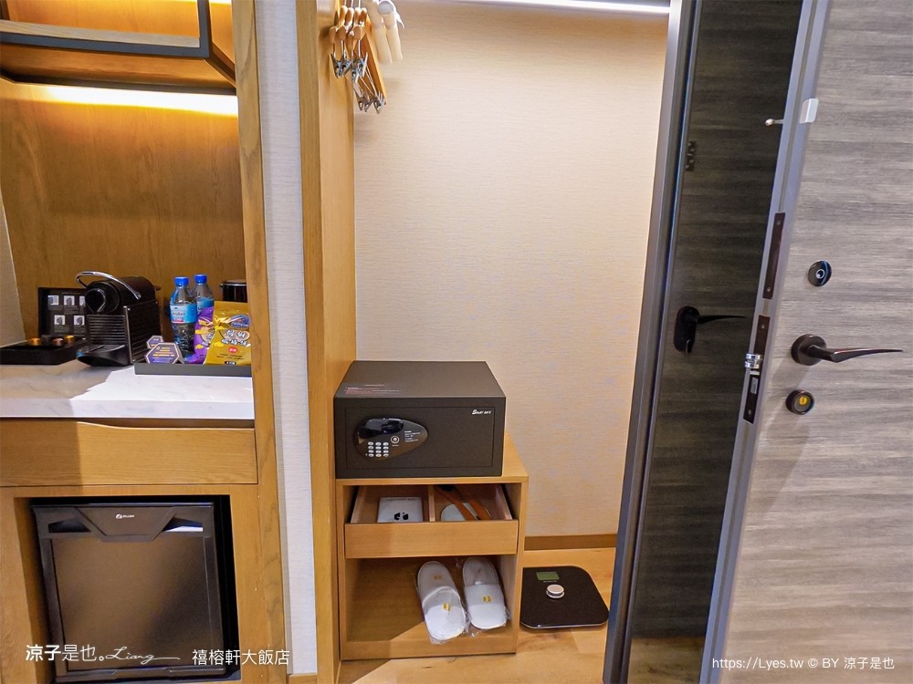 禧榕軒大飯店 台南新開幕 火車站住宿飯店 雙人房 四人房 家庭房 房型開箱 頂樓空中花園泳池 房價