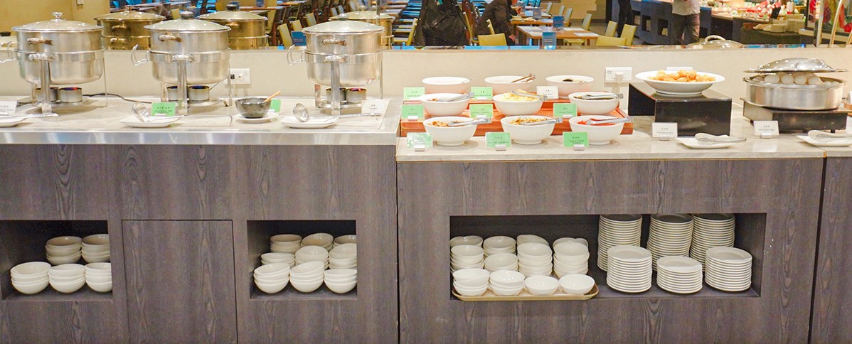 台中港酒店 台中親子飯店 梧棲住宿 海洋親子房、兒童遊戲室 汽車跑道 早餐自助吧吃到飽