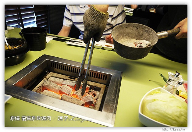 台中-原燒優質原味燒肉-原燒香嫩多汁的和牛、極黑牛沙朗試吃報告