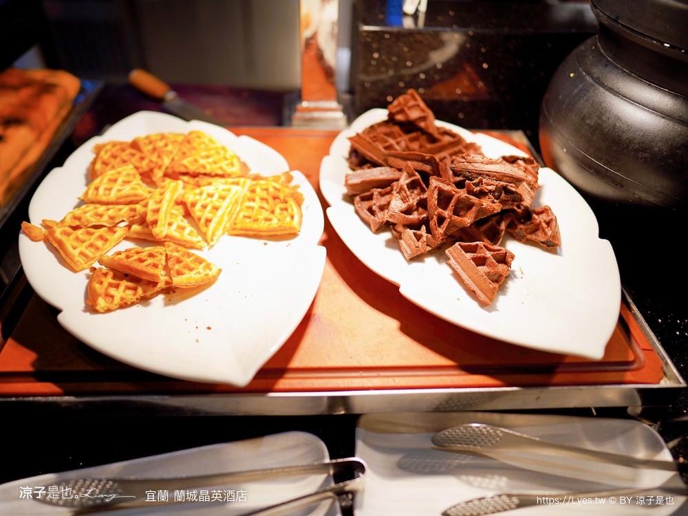 蘭城晶英酒店 宜蘭親子飯店 住宿券 宜蘭住宿 最新設施 趣七樓 房型 早餐 攻略 電影院 芬朵奇堡