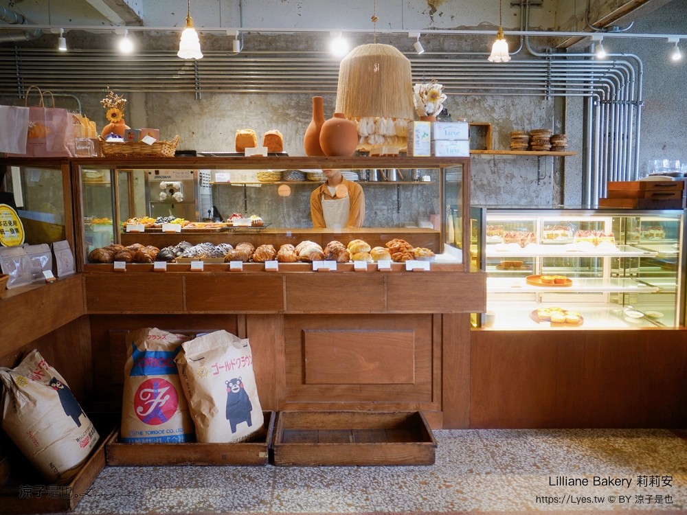 莉莉安可頌烘焙專門店 菜單 台中 麵包 下午茶 咖啡館 文青老宅 蛋糕 台中甜點 lilliane bakery