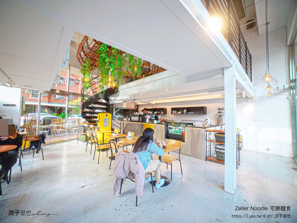 宅樂麵食 zeller noodle 台中美食 牛肉麵 菜單 宅樂建國店 露營風早午餐 網美文青 麵食小吃