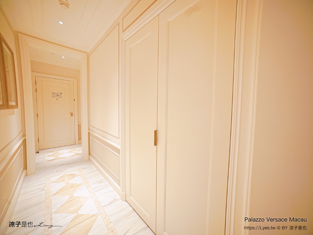 凡賽斯 澳門 palazzo versace macau 上葡京綜合度假村 澳門飯店推薦 穿梭接泊巴士 早餐 自助山 buffet 泳池 房價 親子住宿 兒童設施