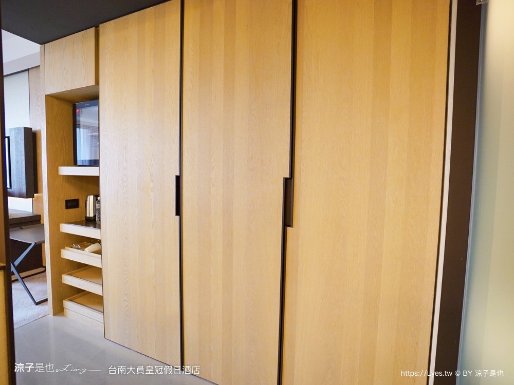 台南 大員皇冠假日酒店 台南安平住宿 親子飯店 泳池 安平 早餐 自助餐 海景房