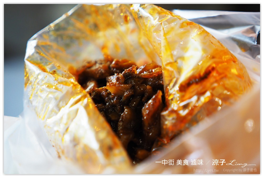 台中-一中街必吃美食小吃 一中街雞排、滷味、麵食、烙餅、沙威瑪、飯團、飲料冰品大集合