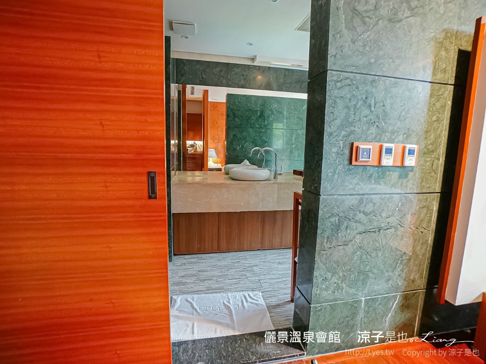 儷景溫泉會館 台南關子嶺溫泉飯店 泥漿溫泉住宿 尊榮館雙人房 戶外溫泉設施