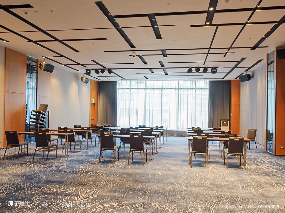 禧榕軒大飯店 台南新開幕 火車站住宿飯店 雙人房 四人房 家庭房 房型開箱 頂樓空中花園泳池 房價