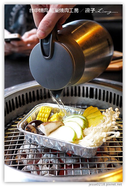 台中-紅巢燒肉工房-美味燒肉與鮮美秋蟹
