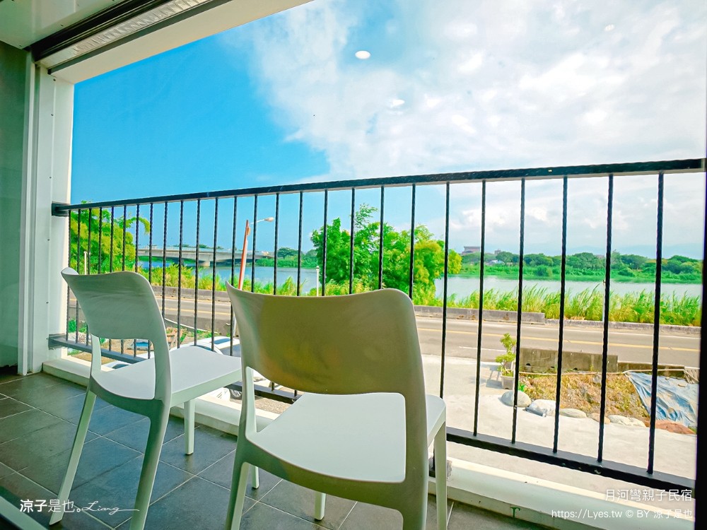 月河彎親子民宿 宜蘭親子住宿 飯店 溜滑梯房型 早餐 球池 城堡 樹屋 賽車 寶可夢溜滑梯