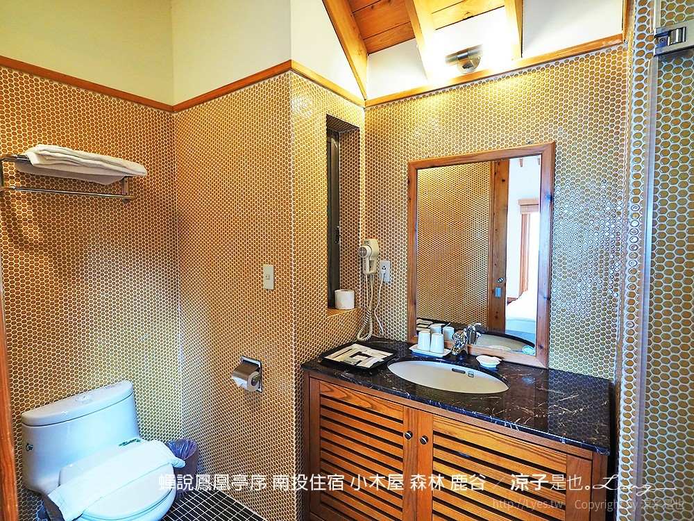 蟬說鳳凰亭序 南投住宿 小木屋 森林 鹿谷