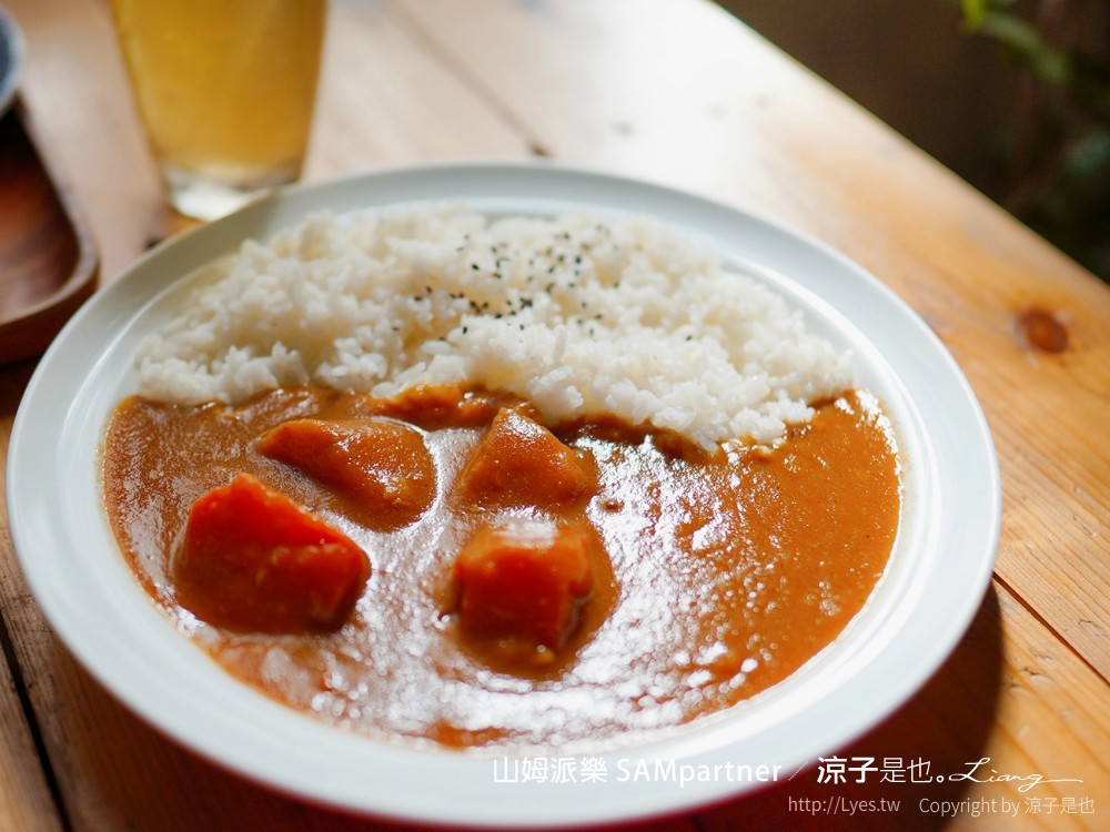 山姆派樂 菜單 台中早午餐 老宅 咖啡館 咖哩飯 下午茶 巷弄美食 餐廳