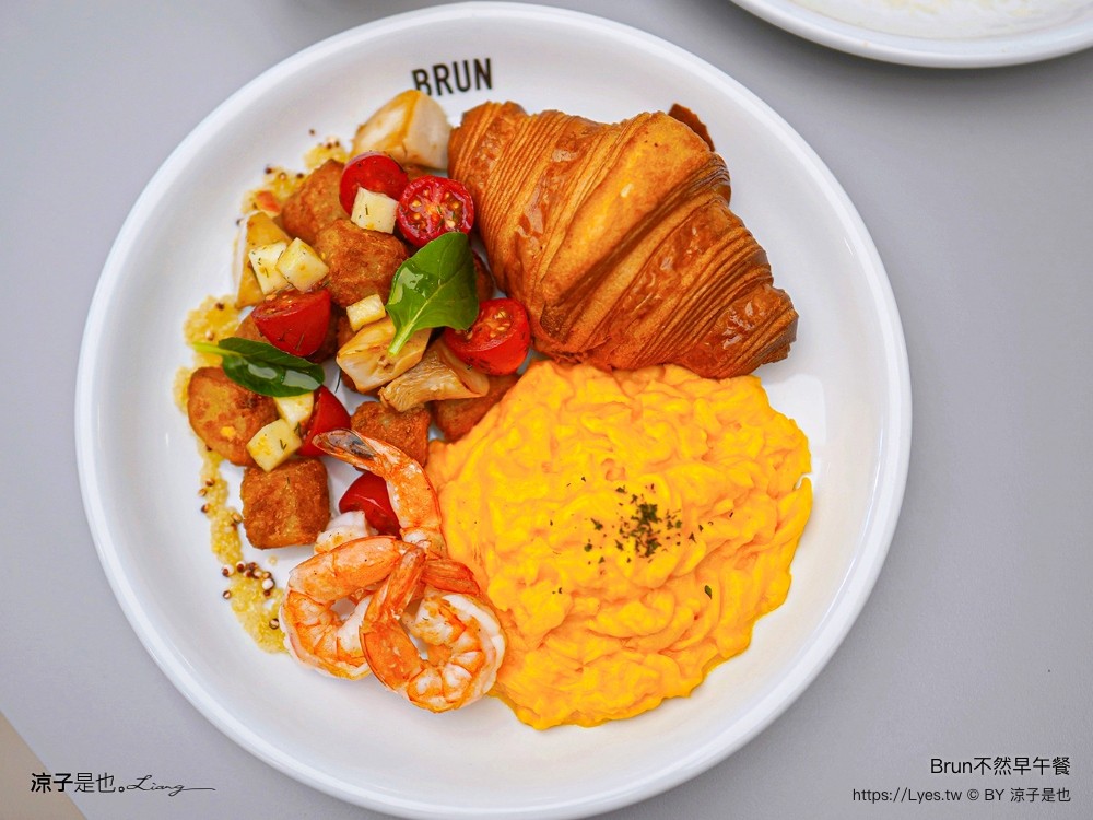 brun不然 菜單 台中文心森林店 台中早午餐 台中南屯美食 法式吐司 訂位 早午餐推薦 ur living