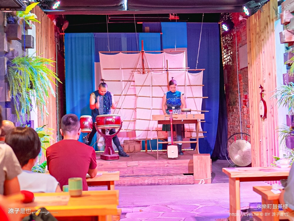 永樂町鼓茶樓 台南答嘴鼓劇院 永樂市場美食 親子景點 菜單 懷舊老屋 四層樓天井 答嘴鼓演出時間 預約 茶樓導覽 在地古早味美食 台南答嘴鼓劇院 永樂市場美食 親子景點 菜單 懷舊老屋 四層樓天井 答嘴鼓演出時間預約 茶樓導覽 在地古早味美食