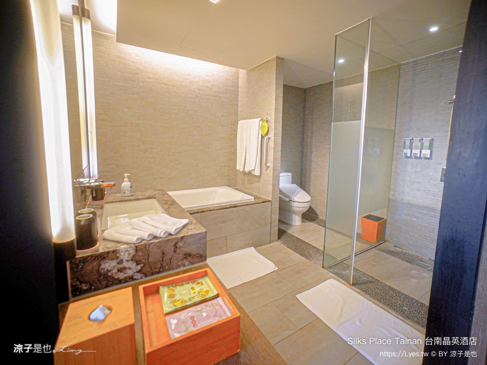 台南晶英酒店 台南住宿 星級飯店 親子飯店 房型 泳池 早餐 兒童遊戲室 餐廳 silks place tainan