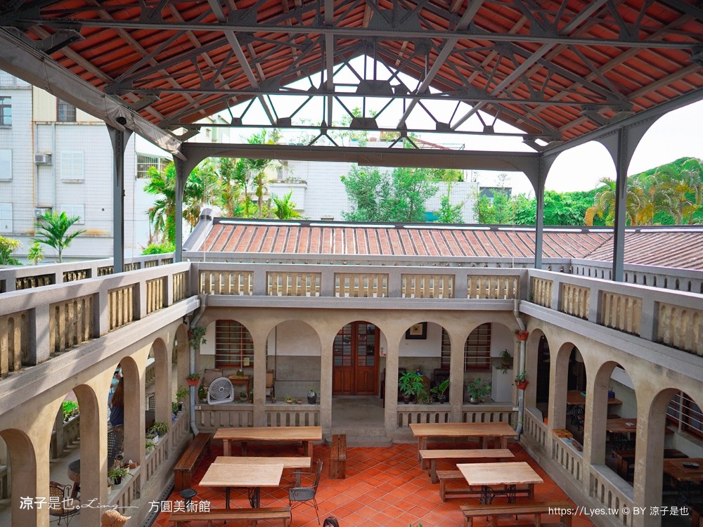 方圓美術館 門票 收費 台南景點 將軍景點 文青咖啡館 醫師 圓拱迴廊建築