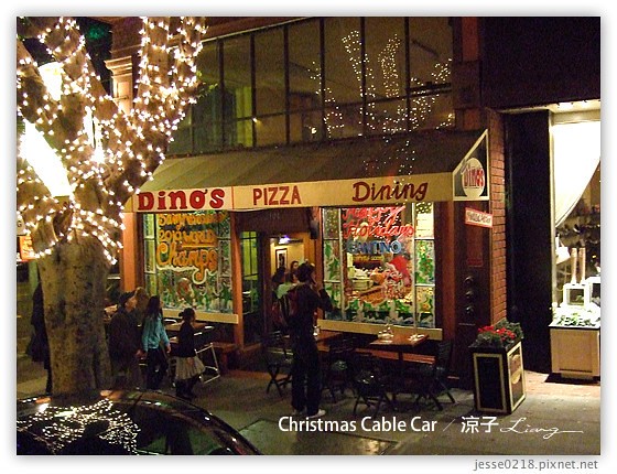 Christmas Cable Car 10