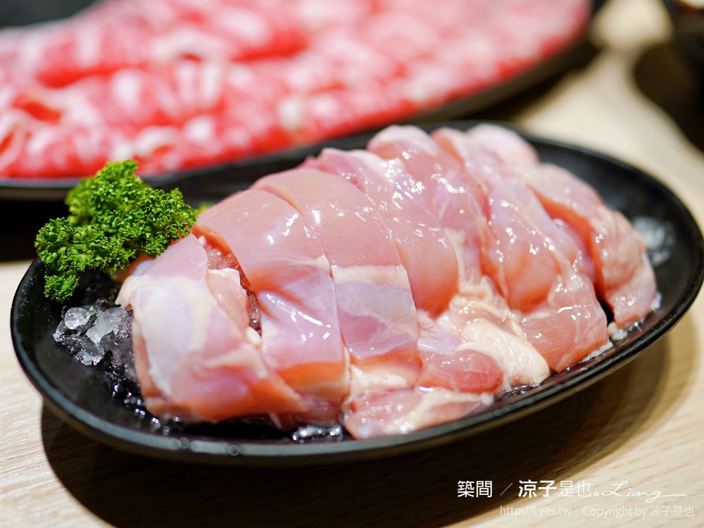 築間幸福鍋物 菜單 台中一中店 連鎖火鍋 自助吧 飲料冰淇淋吃到飽 buffet