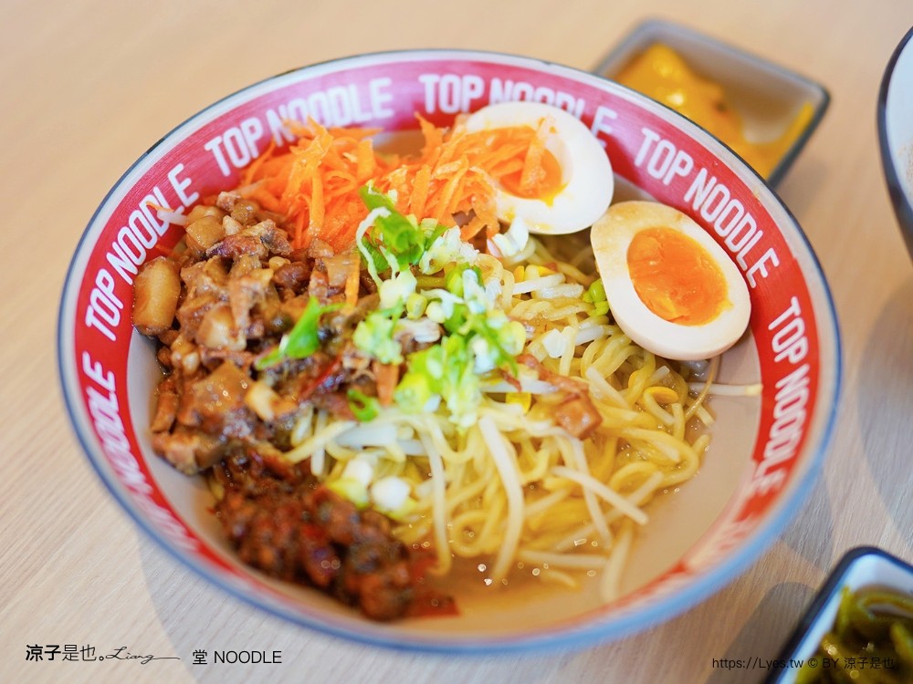 堂noodle 菜單 台中 LaLaport 三井美食街餐廳 滿堂紅 品牌 麻辣湯 肉麻麵 醬醬麵