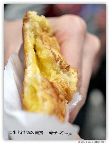 淡水老街美食-台北淡水老街必吃美食-正宗阿給老店、半坪屋手工糯米腸、阿香鳥蛋魩仔魚、波羅旺冰火菠蘿