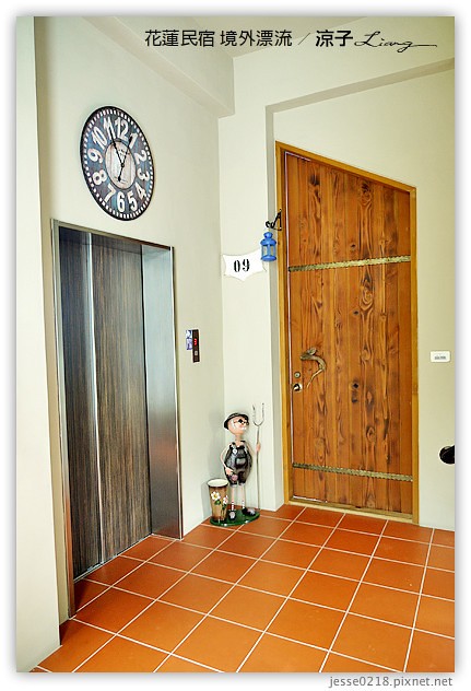 花蓮民宿-境外漂流 花蓮海景民宿-躺在床上就可以看海的發現房型