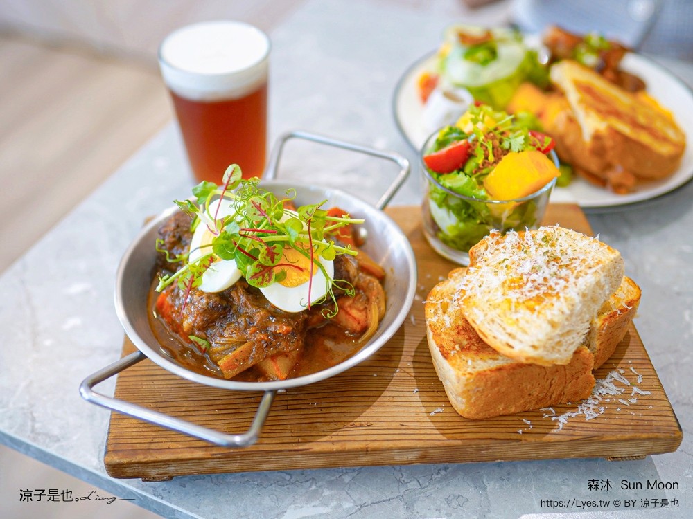 森沐 sun moon 菜單 台中早午餐 台中美食 早午餐餐廳 純白 北歐風