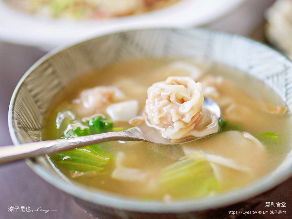 慧利食堂 嘉義太保景點一日遊 嘉義太保美食小吃 故宮南院 三姑姑健康屋 政峰水產 慧利食堂 三食而粒 魔力手作茶 鍋醬幸福小火鍋 夏立克綠豆沙牛奶 魔王雞排