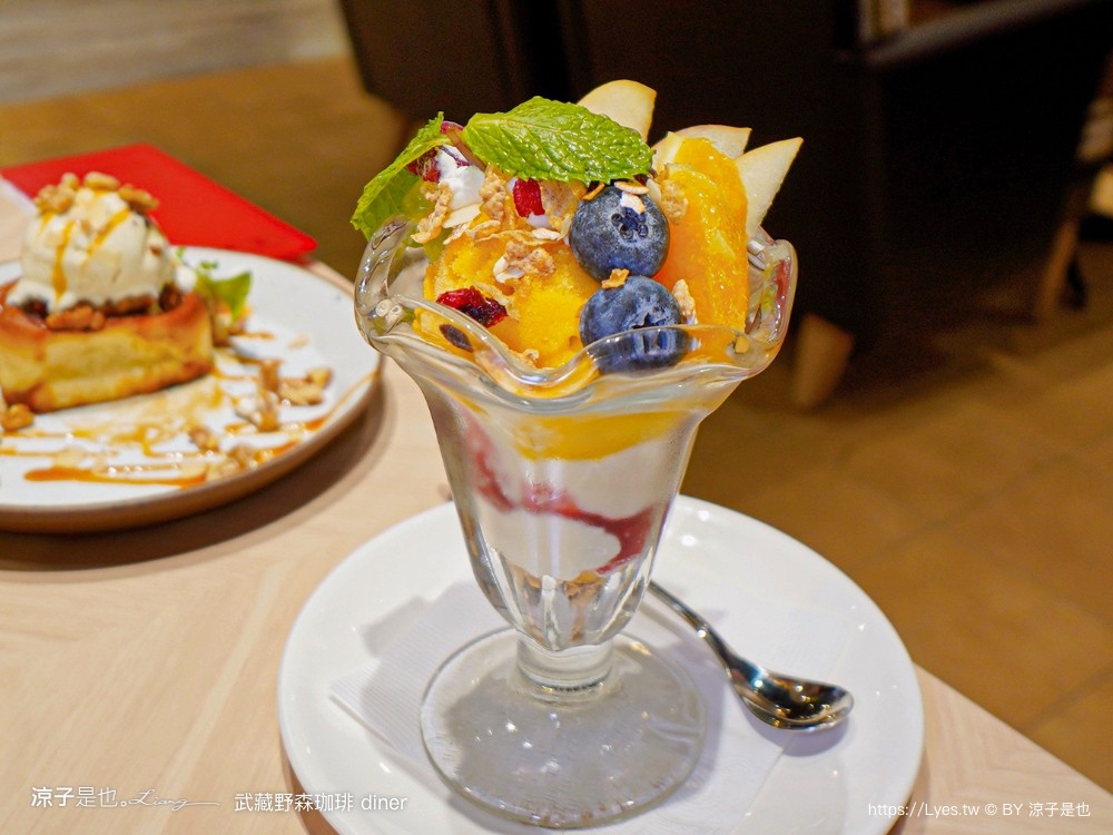 武藏野森珈琲diner 菜單 台中 lalaport 美食 台中車站早午餐 日本咖啡廳 森林系