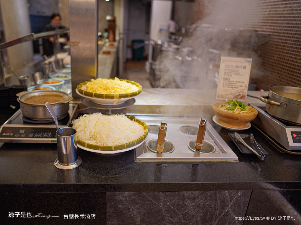 長榮飯店台南 台糖長榮酒店 台南住宿 高鐵假期 長榮桂冠自助餐 優惠 游泳池飯店 長榮早餐 評價 親子 遊戲室