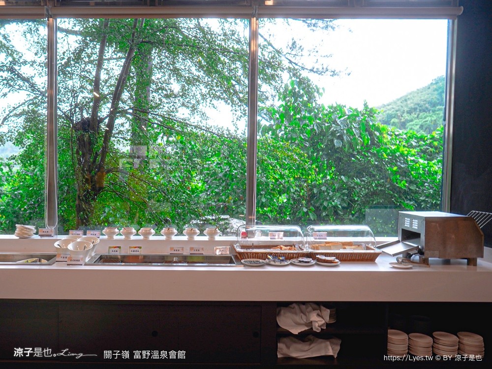 關子嶺富野溫泉會館 台南溫泉飯店 泥漿溫泉 台南住宿 房價優惠 房型 早餐 開幕 關子嶺泡湯 大眾泡湯池 游泳池 親子家庭房