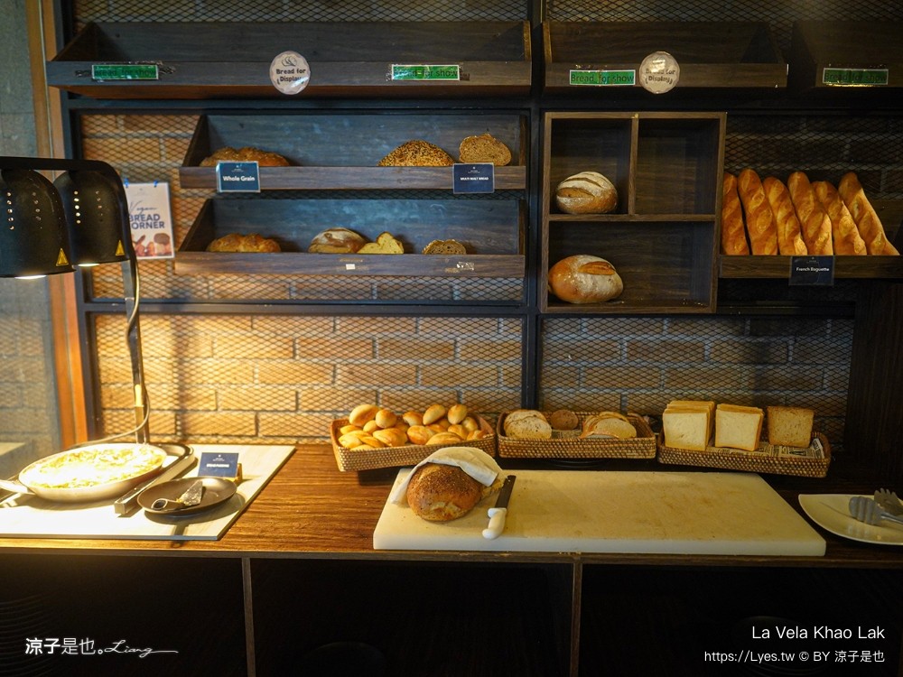 la vela khao lak 泰國 考拉維拉飯店 拷叻 泰國攀牙住宿推薦 普吉島近郊住宿 海景渡假村 高cp 火舞秀