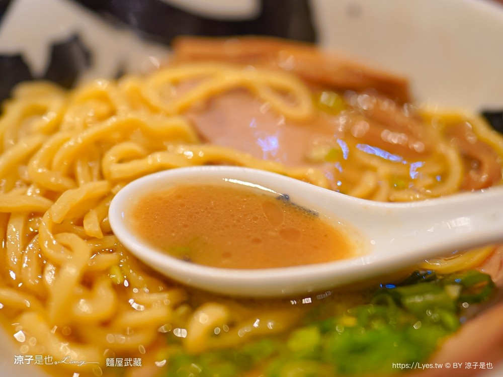 麵屋武藏 武骨 菜單 高雄美食 高鐵左營站 高雄拉麵 訂位 日式拉麵