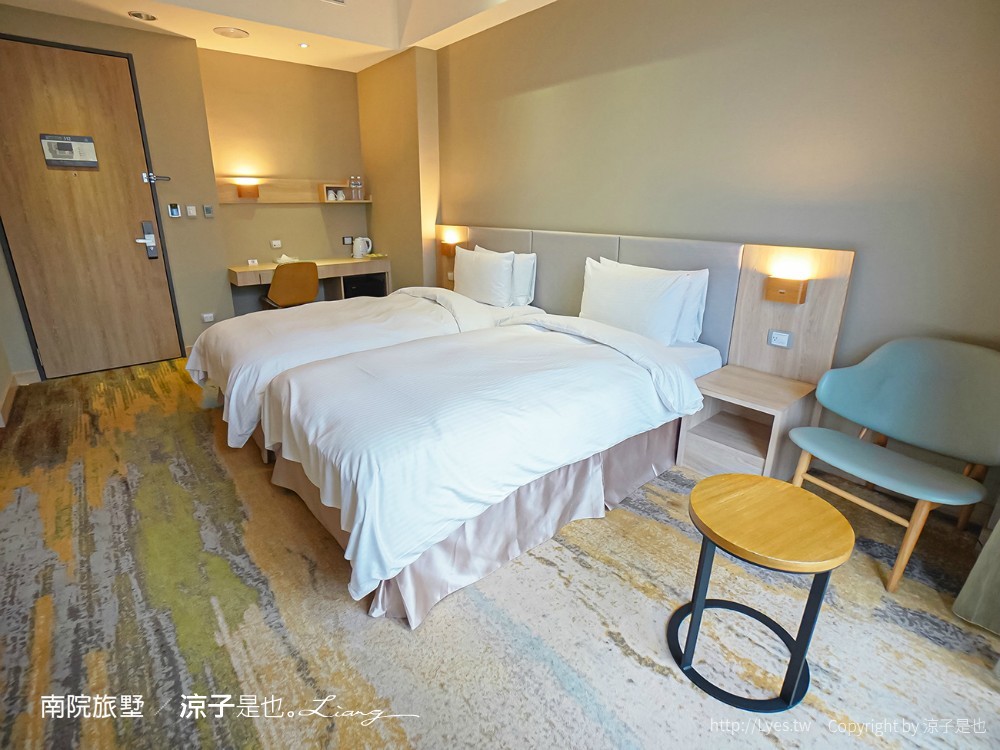 南院旅墅 嘉義住宿飯店推薦 CP值 早餐 地址 交通 雙人房 泳池