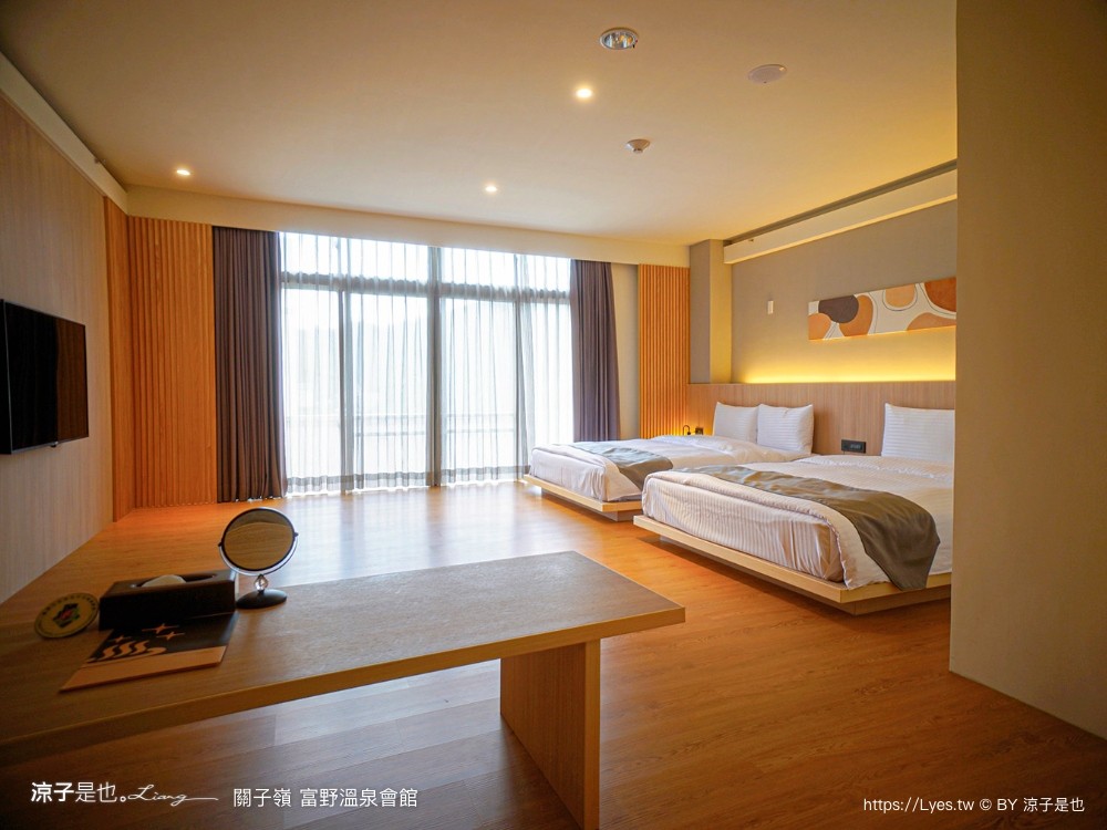 關子嶺富野溫泉會館 台南溫泉飯店 泥漿溫泉 台南住宿 房價優惠 房型 早餐 開幕 關子嶺泡湯 大眾泡湯池 游泳池 親子家庭房