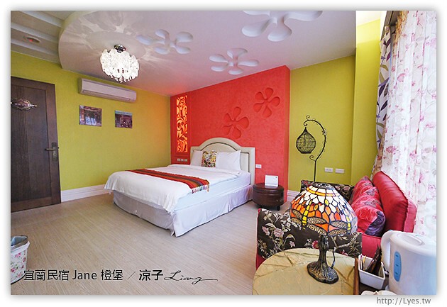 宜蘭民宿-橙堡-夢幻城堡風的宜蘭民宿(凡爾賽房型篇)