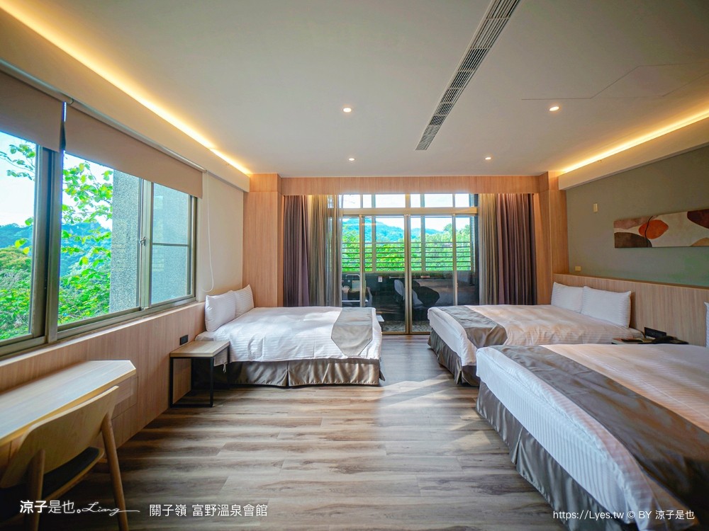 關子嶺富野溫泉會館 台南溫泉飯店 泥漿溫泉 台南親子住宿 泳池戲水區 房價優惠 房型 早餐 和式 開幕 關子嶺泡湯 大眾泡湯池 游泳池 親子家庭房