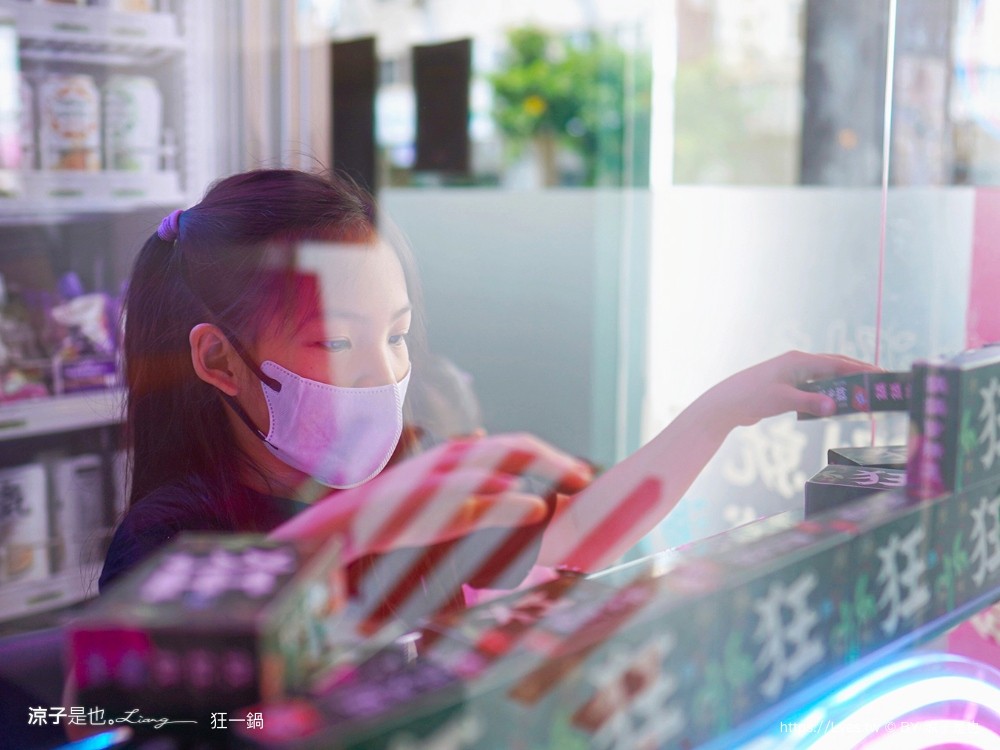 狂一鍋 菜單 台中漢口店 台式火鍋 第一品牌 桌邊爆炒 自助吧吃到飽 台中火鍋吃到飽 優惠 訂位