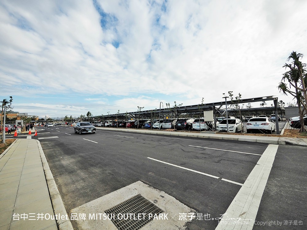 台中三井Outlet 品牌 MITSUI OUTLET PARK