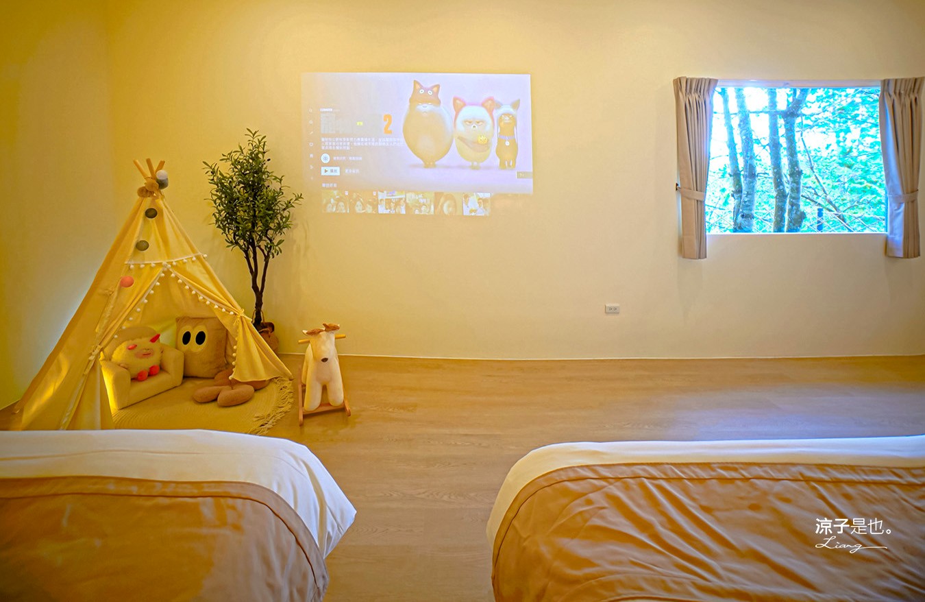 葉子祕境 南投埔里民宿 森林住宿 豪華懶人露營 一泊二食 netflix disney 日月潭 早餐 晚餐