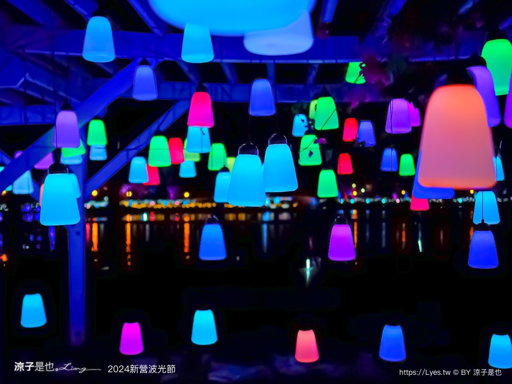 2024 新營波光節 台南 天鵝湖燈會 幾米藝術展 台南景點 新營景點 光影藝術燈會 交通