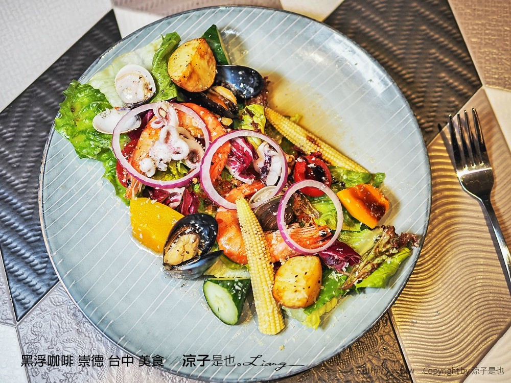 黑浮咖啡 崇德 台中 美食